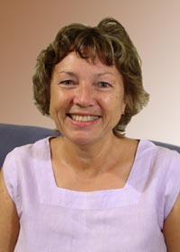 Sue Elliott Interviewed on Hayes FM